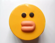 烘焙培训学校教你做，傻萌傻萌的小黄鸭慕斯~！