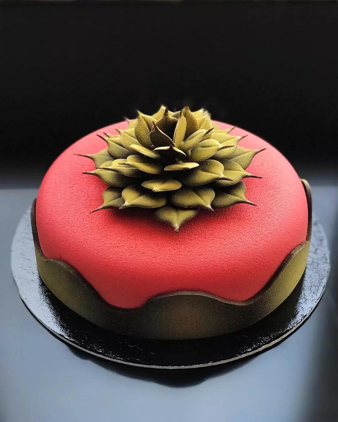 喷砂后慕斯为何爆开出水？_西安西点培训学校