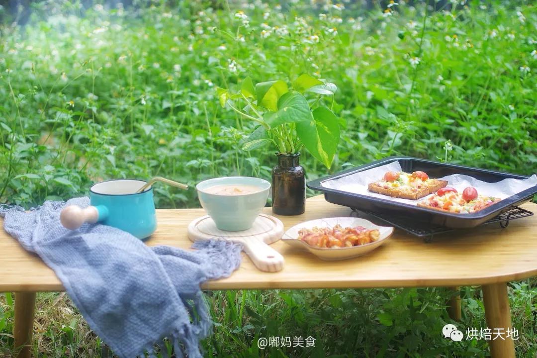 简易版鲜虾培根吐司披萨 | 酥脆吐司底_西安西餐