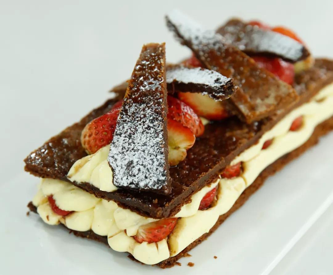 这样的千层蛋糕，你喜欢吃吗？_西安西点培训学