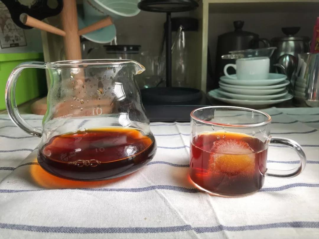 这样的手冲咖啡你见过没？_西安咖啡培训学校