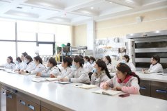 大咖进校园丨麦客手作星级老师来校公开授课啦